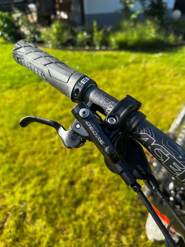 Used YT Industries Capra Shimano Deore 2015 Mountainbike, Rojo — image 8 of 19