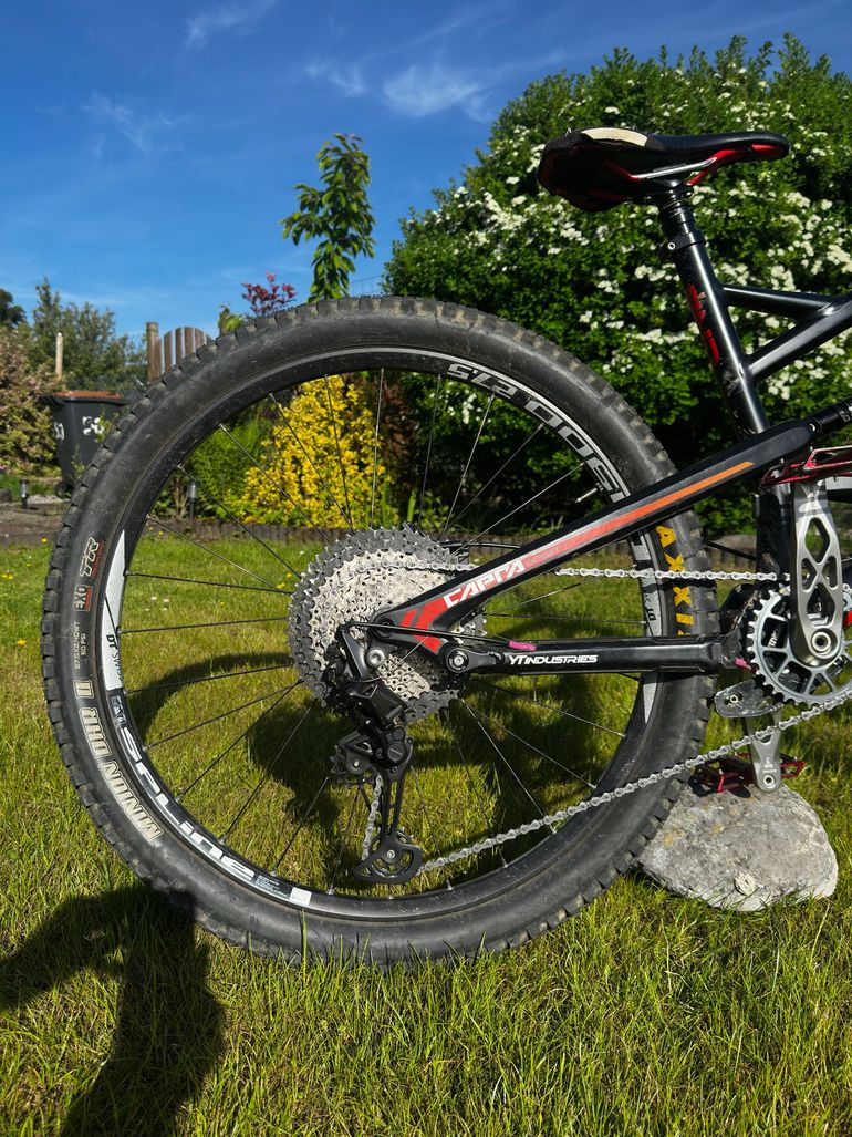 Used YT Industries Capra Shimano Deore 2015 Mountainbike, Rojo — image 13 of 19