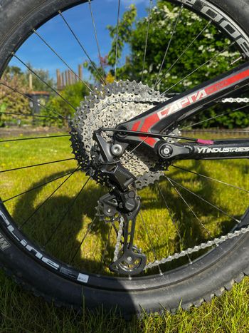 Used YT Industries Capra Shimano Deore 2015 Mountainbike, Rojo — image 3 of 19