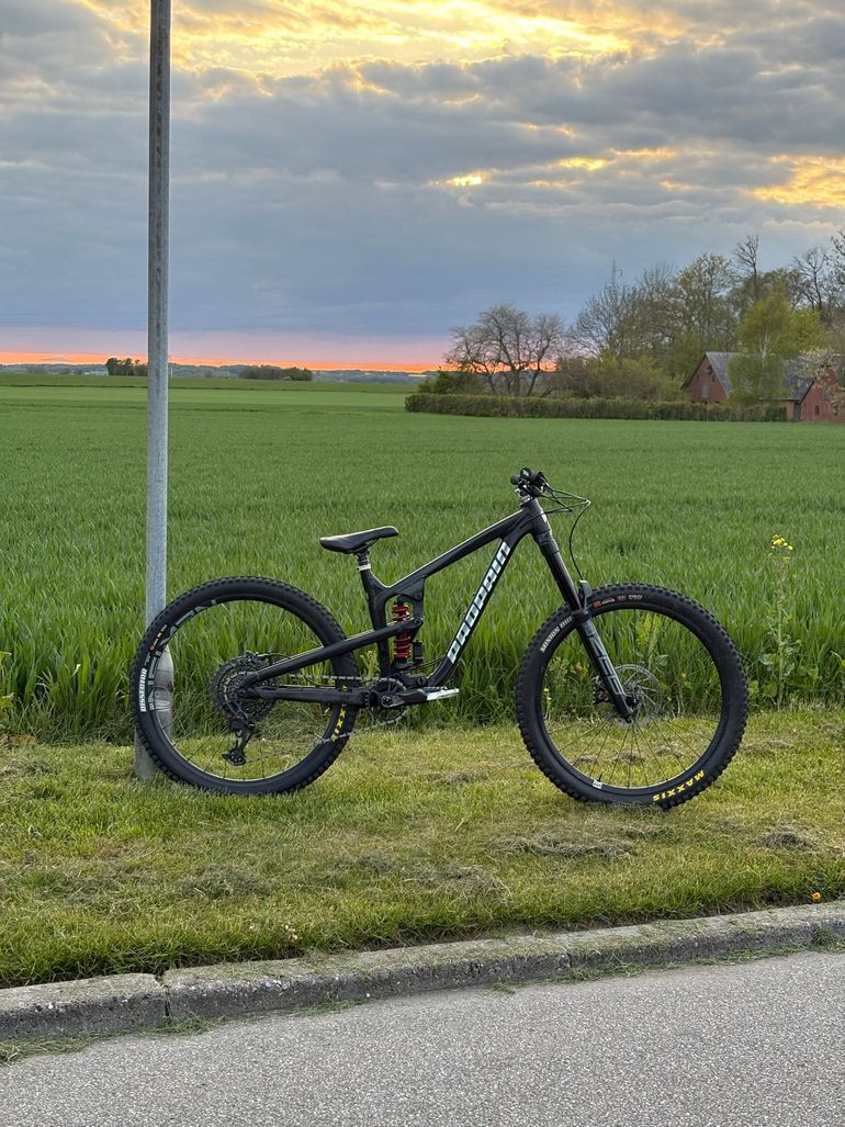Used Propain SPINDRIFT 4 AL 27.5 Performance 2023 2023 Mountainbike — image 1 of 6