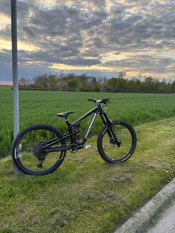 Used Propain SPINDRIFT 4 AL 27.5 Performance 2023 2023 Mountainbike — image 2 of 6
