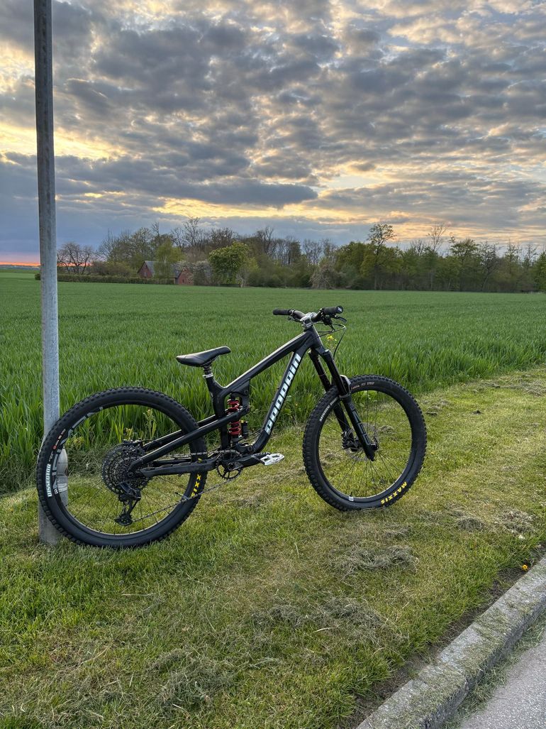 Used Propain SPINDRIFT 4 AL 27.5 Performance 2023 2023 Mountainbike — image 2 of 6