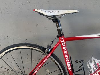 Used Cannondale SIX Carbon Ultegra Compact 2010 Road & Gravel, Rojo — image 4 of 9