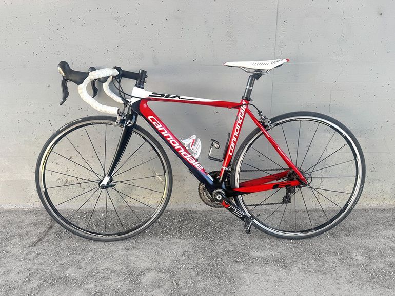 Used Cannondale SIX Carbon Ultegra Compact 2010 Road & Gravel, Rojo — image 2 of 9