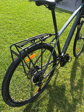 Used Trek Trek Custom Shimano Alivio 2021 Urban — image 3 of 4