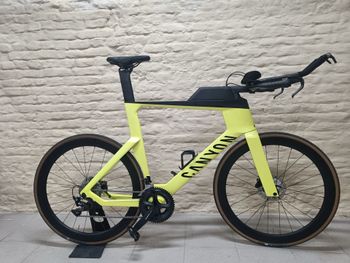 Used Canyon Speedmax CF 7 Disc 2022 2022 Road & Gravel — image 2 of 4