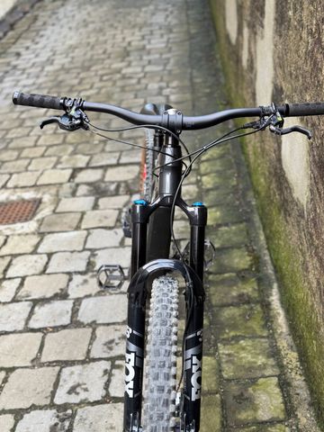 Brugt Trek Slash 8 Gen 5 2022 2022 Mountainbike — billede 6 af 8