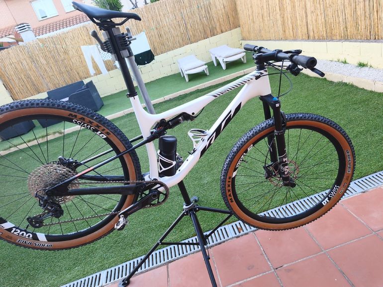 Used KTM SCARP ELITE 2025 2025 Mountainbike, White — image 1 of 5