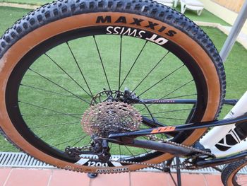 Used KTM SCARP ELITE 2025 2025 Mountainbike, White — image 5 of 5