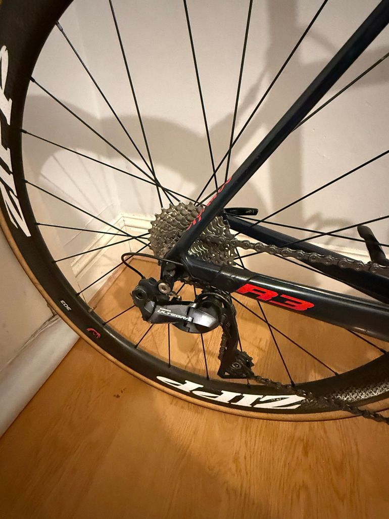 Used Cervélo R3 Ultegra Di2 Rim 2019 2019 Road & Gravel — image 3 of 5