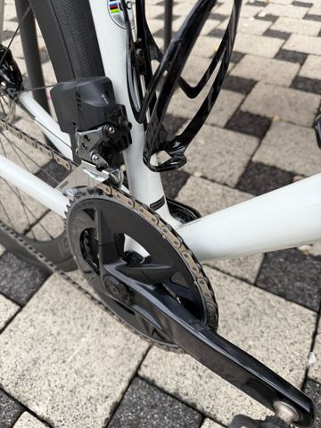 Używany Specialized Aethos Expert 2024 2024 Road & Gravel — zdjęcie 6 z 9
