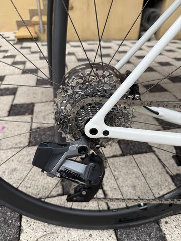Używany Specialized Aethos Expert 2024 2024 Road & Gravel — zdjęcie 8 z 9