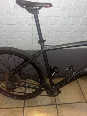 Used CUBE Aim Shimano Deore 2022 Mountainbike, Light Gray — image 6 of 9