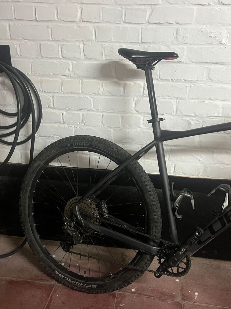 Used CUBE Aim Shimano Deore 2022 Mountainbike, Light Gray — image 3 of 9