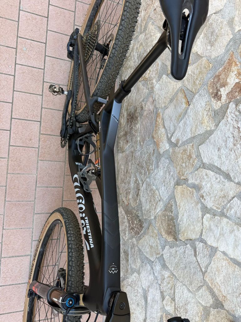 Used Wilier URTA SLR SRAM EAGLE XX1 AXS 2023 2023 Mountainbike, Black, 29 — image 6 of 6