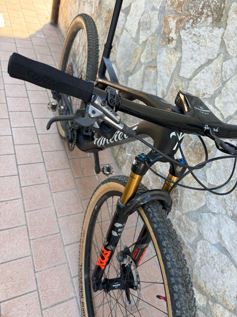 Used Wilier URTA SLR SRAM EAGLE XX1 AXS 2023 2023 Mountainbike, Black, 29 — image 4 of 6