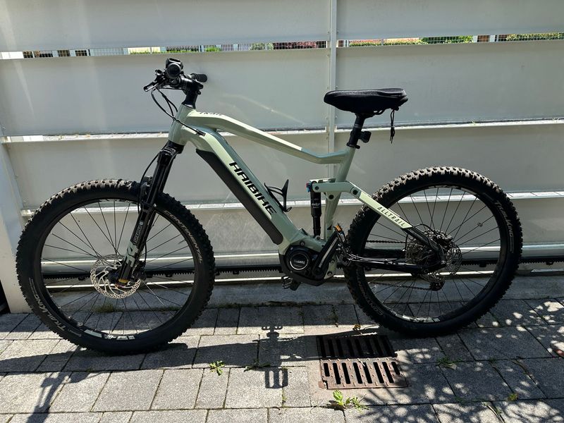 Gebrauchtes Haibike AllTrail 4 27.5 2022 2022 Mountainbike, Grün, 27.5 — Bild 1 von 12