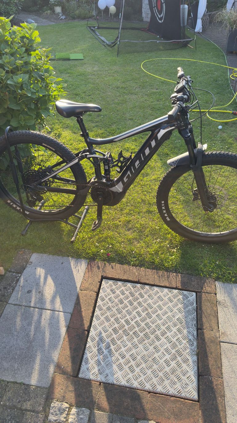 Used Giant Stance E+ 1 Electric Bike 2020 2020 Mountainbike — image 2 of 5