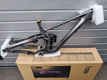 Used Kona Process 153 Frameset 2025 Mountainbike, Gris claro — image 3 of 3