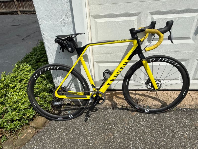 Used Canyon Inflite CF SLX 9 2020 2020 Road & Gravel