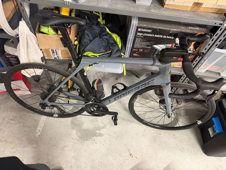 Used Lapierre Aircode DRS 5.0 Di2 2023 2023 Road & Gravel, Hellgrau — image 1 of 4