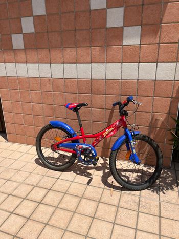 Used Marvel Custom Shimano Altus 2022 Youth, Red — image 2 of 3