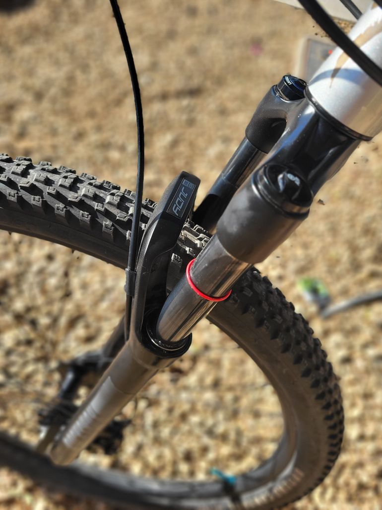 Used Specialized Rockhopper Expert 2025 2025 Mountainbike, Light Gray, 27.5, 29 — image 5 of 8