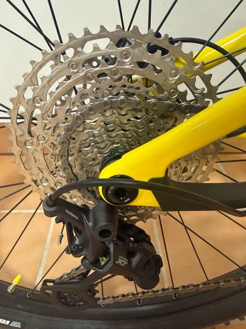 Cannondale Scalpel 4 2025 2025 Mountainbike usato, Nero — immagine 2 di 6