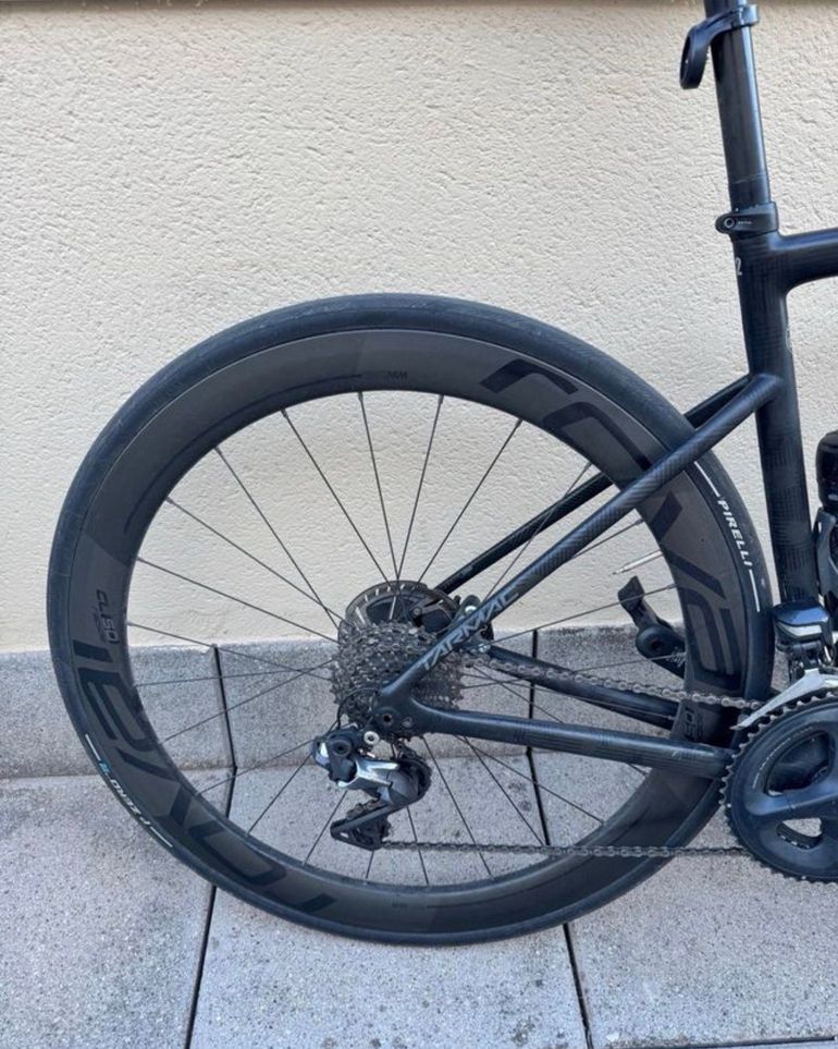 Used Specialized Tarmac Shimano Ultegra Di2 2022 Road & Gravel, Negro — image 4 of 4