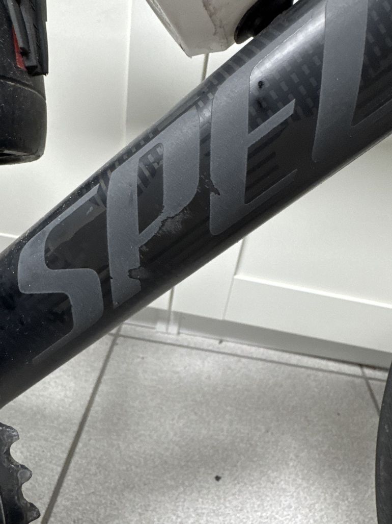 Used Specialized Tarmac Shimano Ultegra Di2 2022 Road & Gravel — image 5 of 6