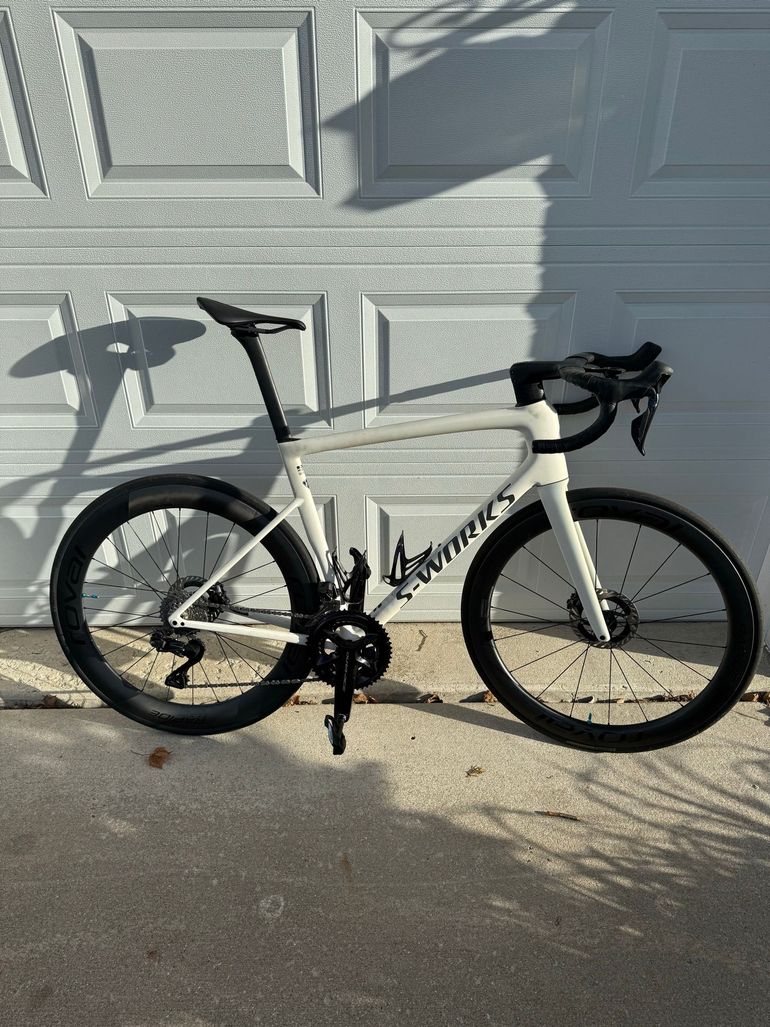 Used Specialized S-Works Tarmac SL8 - Shimano Dura-Ace Di2 2024 2024 Road & Gravel, White — image 1 of 6
