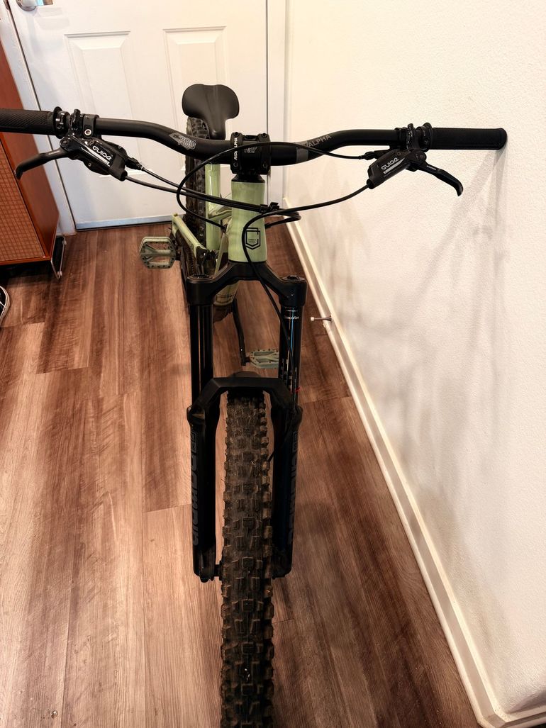 Used Commencal CLASH ORIGIN 2022 2022 Mountainbike, Green — image 5 of 13