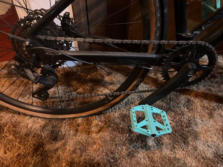Used Specialized Sirrus X Microshift Advent 2023 Road & Gravel, Black — image 3 of 3