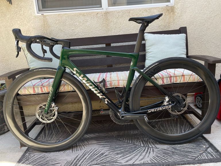 Used Specialized S-Works Tarmac SL7 - SRAM Red eTap AXS 2022 2022 Road & Gravel, Green — image 2 of 4