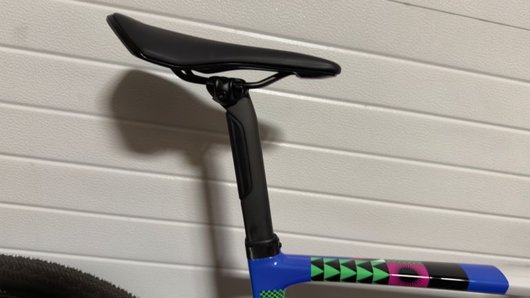 Used Scott Scott Addict RC 2025 Road & Gravel, Light Gray — image 6 of 7