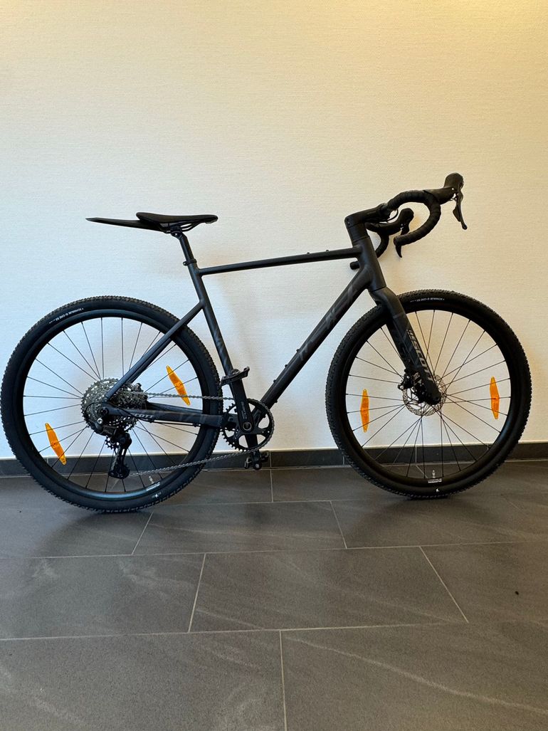 Used Scott Speedster Gravel 30 2026 2026 Road & Gravel — image 1 of 7