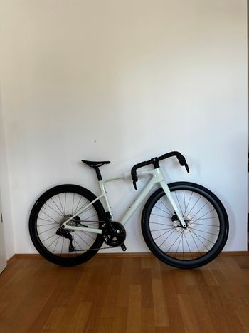 Used Scott Addict 30 2026 2026 Road & Gravel, Verde — image 5 of 5