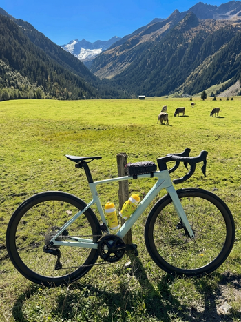 Used Scott Addict 30 2026 2026 Road & Gravel, Verde — image 3 of 5