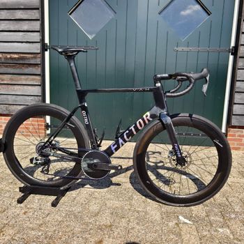 Used Factor OSTRO VAM - SRAM Red w/ Power Meter 2025 2025 Road & Gravel — image 2 of 16