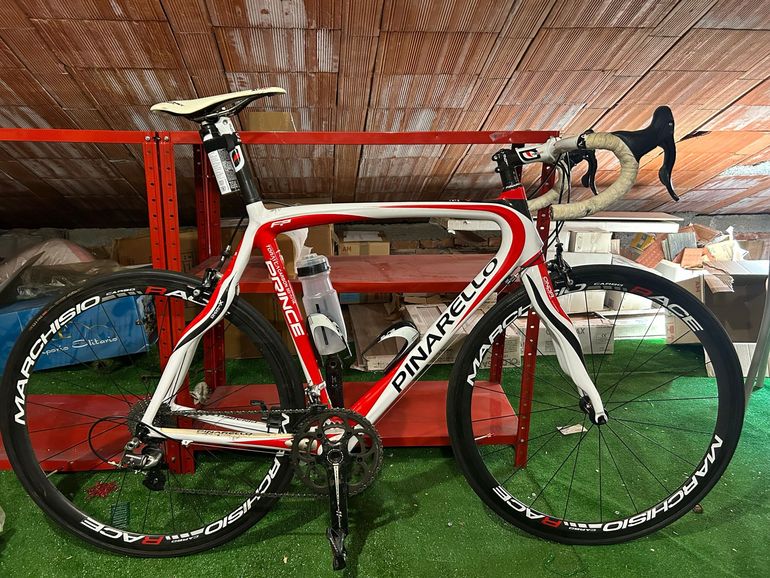 Used Pinarello PRINCE 2015 2015 Road & Gravel — image 1 of 7