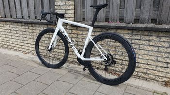 Used Specialized S-Works Tarmac SL8 - SRAM Red eTap AXS 2024 2024 Road & Gravel — image 9 of 10