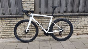 Used Specialized S-Works Tarmac SL8 - SRAM Red eTap AXS 2024 2024 Road & Gravel — image 7 of 10
