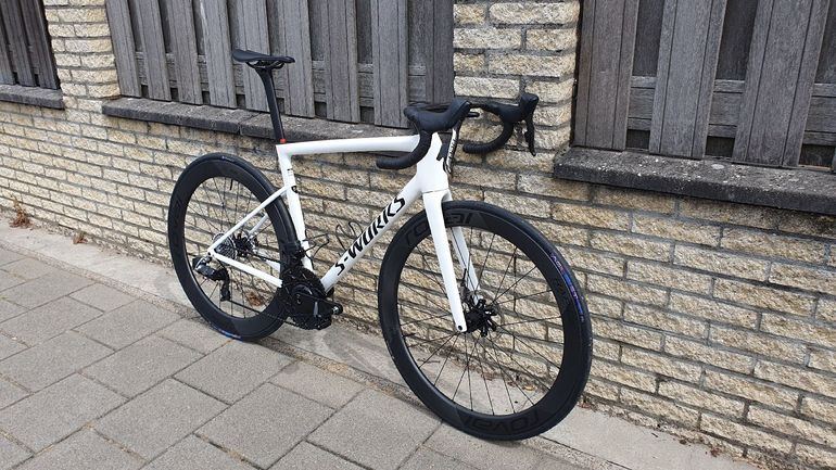 Used Specialized S-Works Tarmac SL8 - SRAM Red eTap AXS 2024 2024 Road & Gravel — image 3 of 10