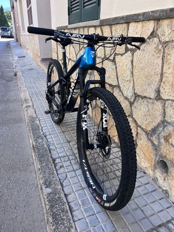 Used Berria MAKO 5 2022 2022 Mountainbike, Blau — image 4 of 8