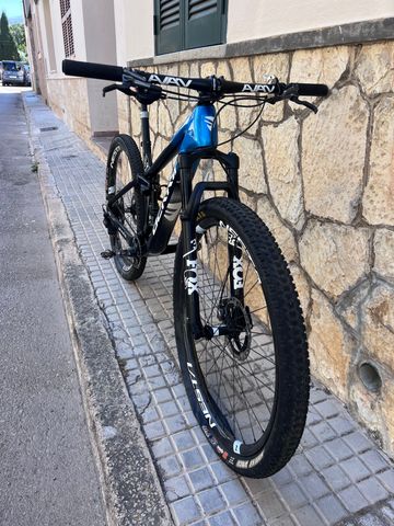 Used Berria MAKO 5 2022 2022 Mountainbike, Blue — image 4 of 8