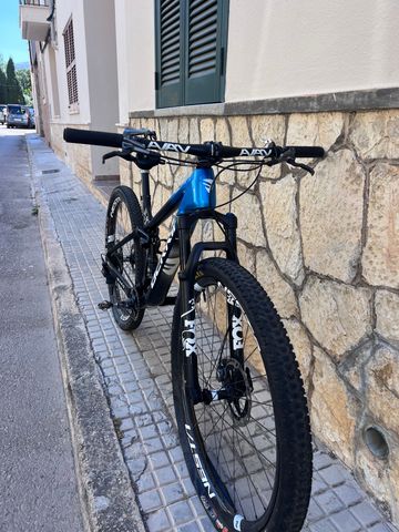Used Berria MAKO 5 2022 2022 Mountainbike, Blue — image 6 of 8