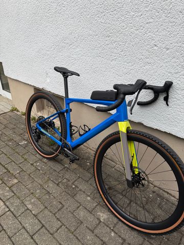 Used BMC URS 01 TWO 2022 2022 Road & Gravel, Blue — image 2 of 6