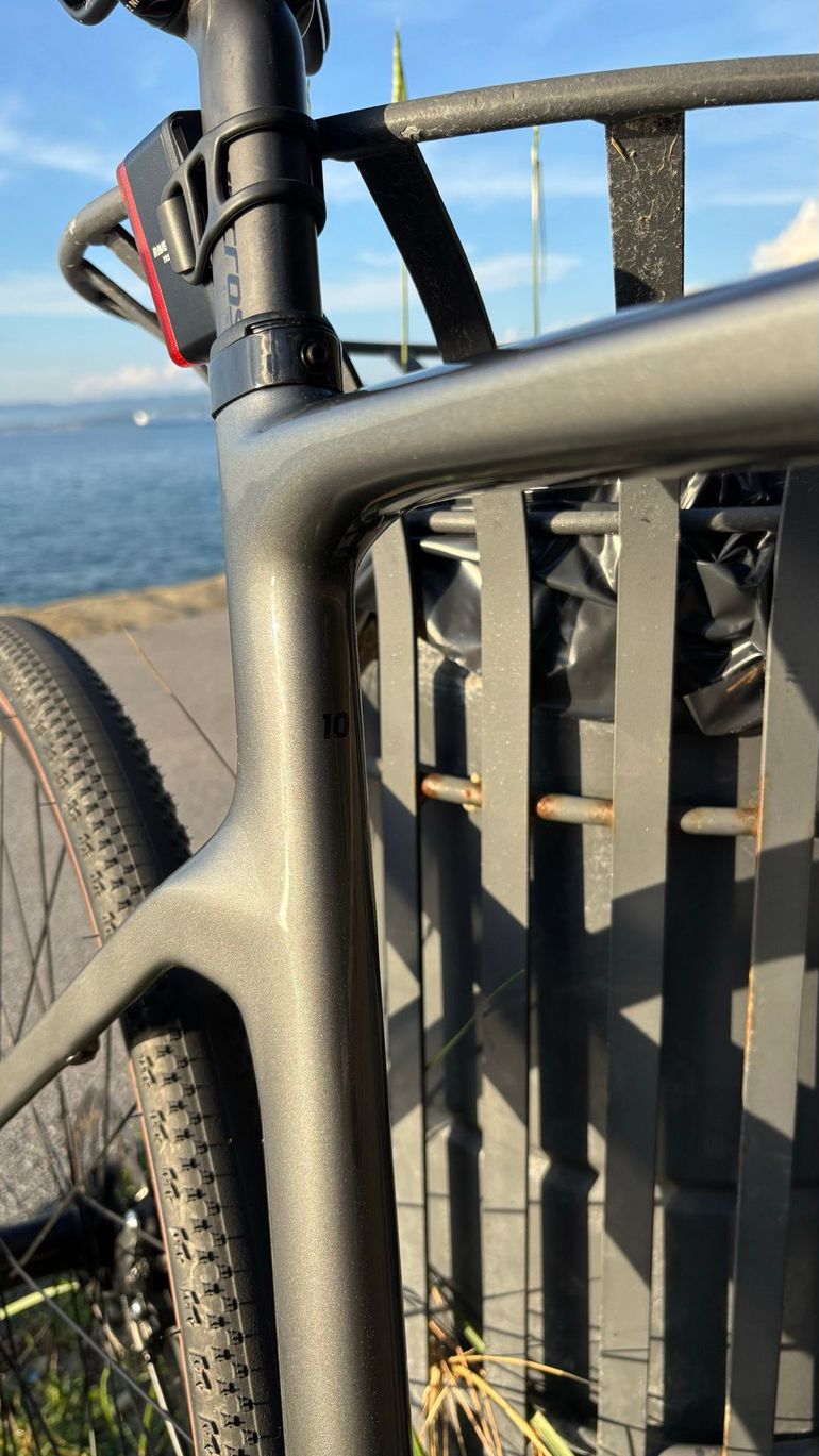 Used Scott Metrix Shimano 105 2022 Road & Gravel, Light Gray — image 5 of 9