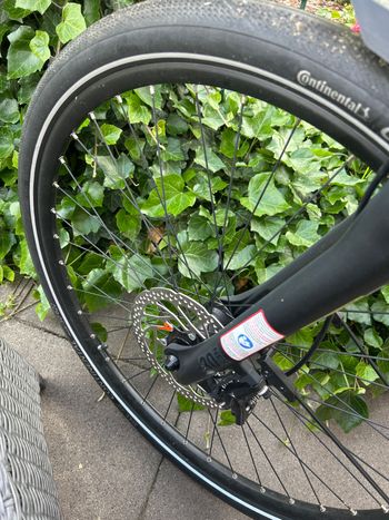 Used CUBE SUPREME RT HYBRID PRO 625 2024 2024 Urban, Gris claro — image 4 of 5