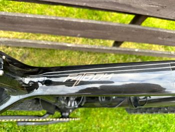 Used Specialized Fatboy Comp Carbon 2020 2020 Mountainbike — image 3 of 6